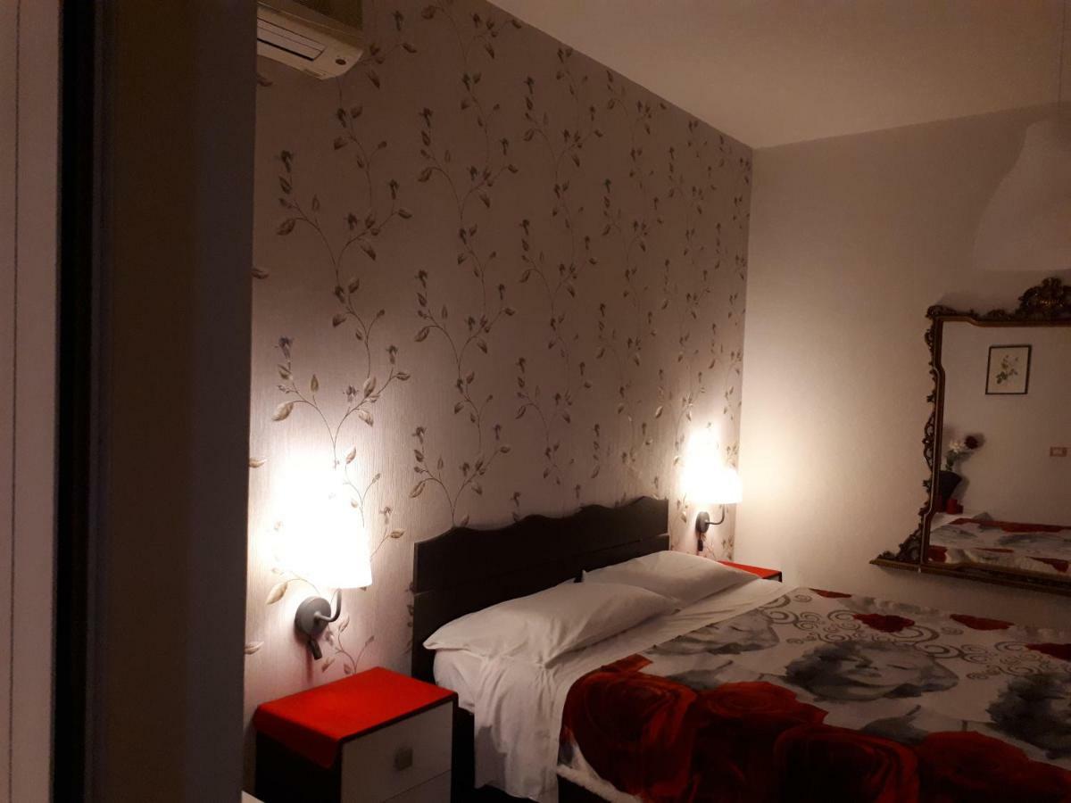 Thaire Resort Кастель Вольтурно Экстерьер фото