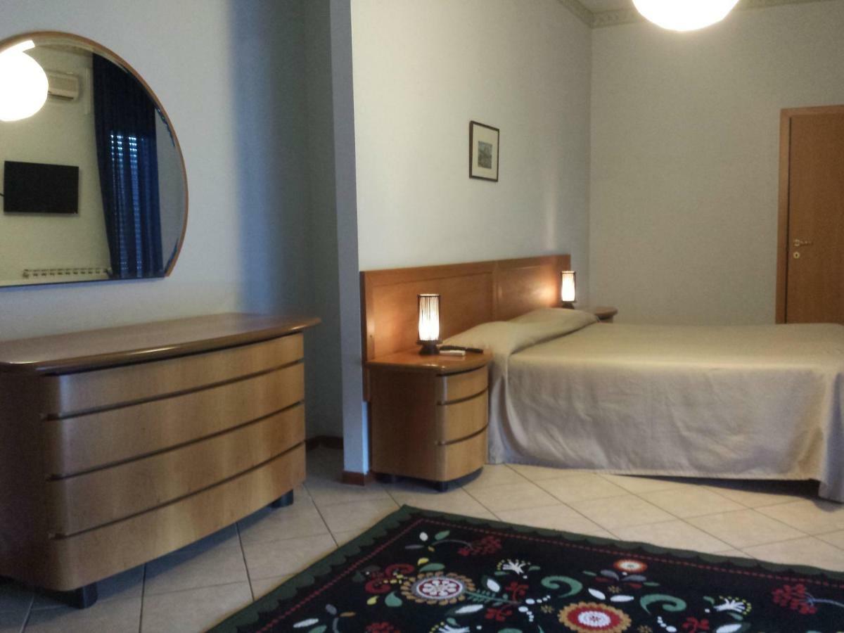 Thaire Resort Кастель Вольтурно Экстерьер фото