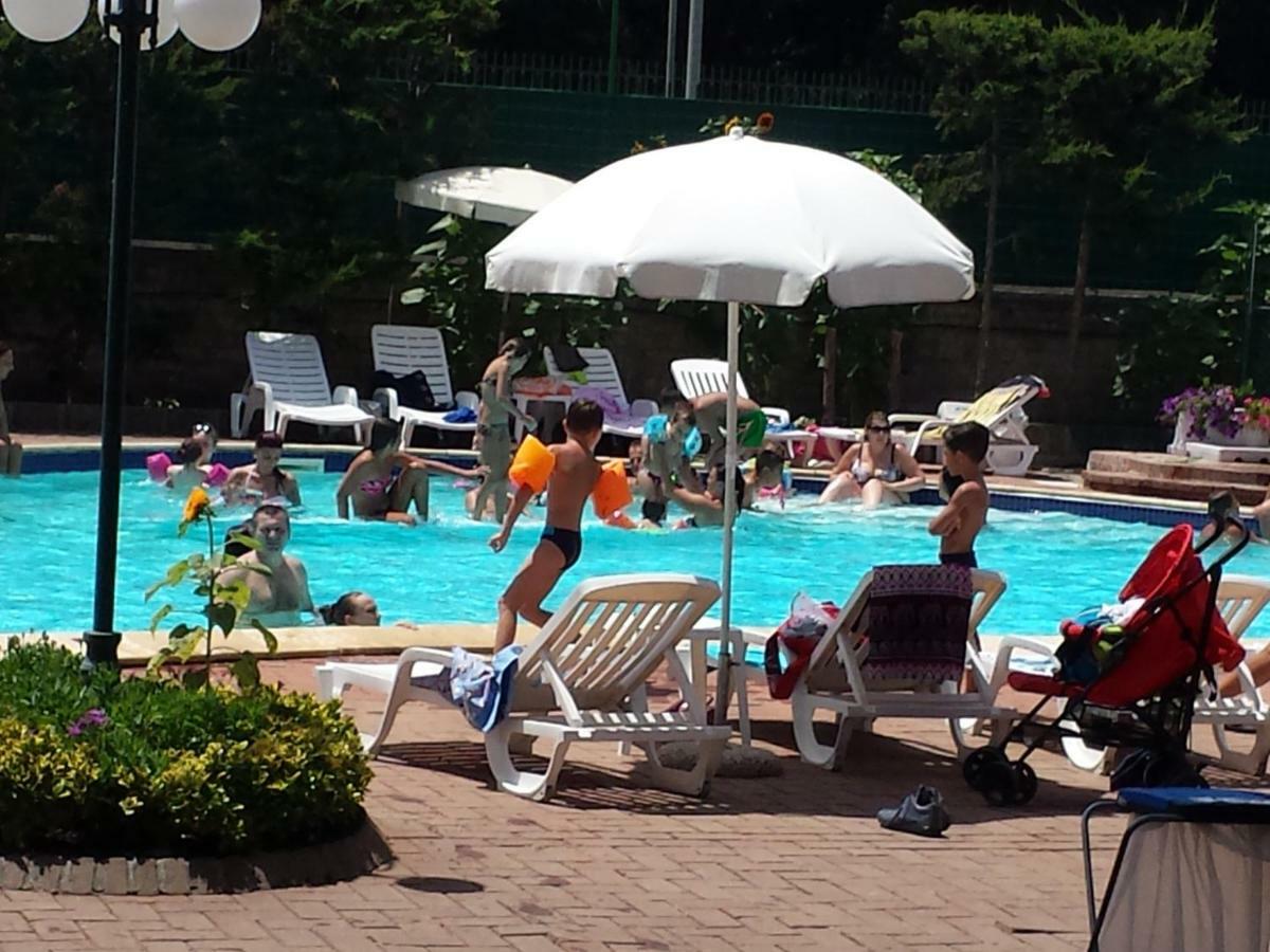 Thaire Resort Кастель Вольтурно Экстерьер фото