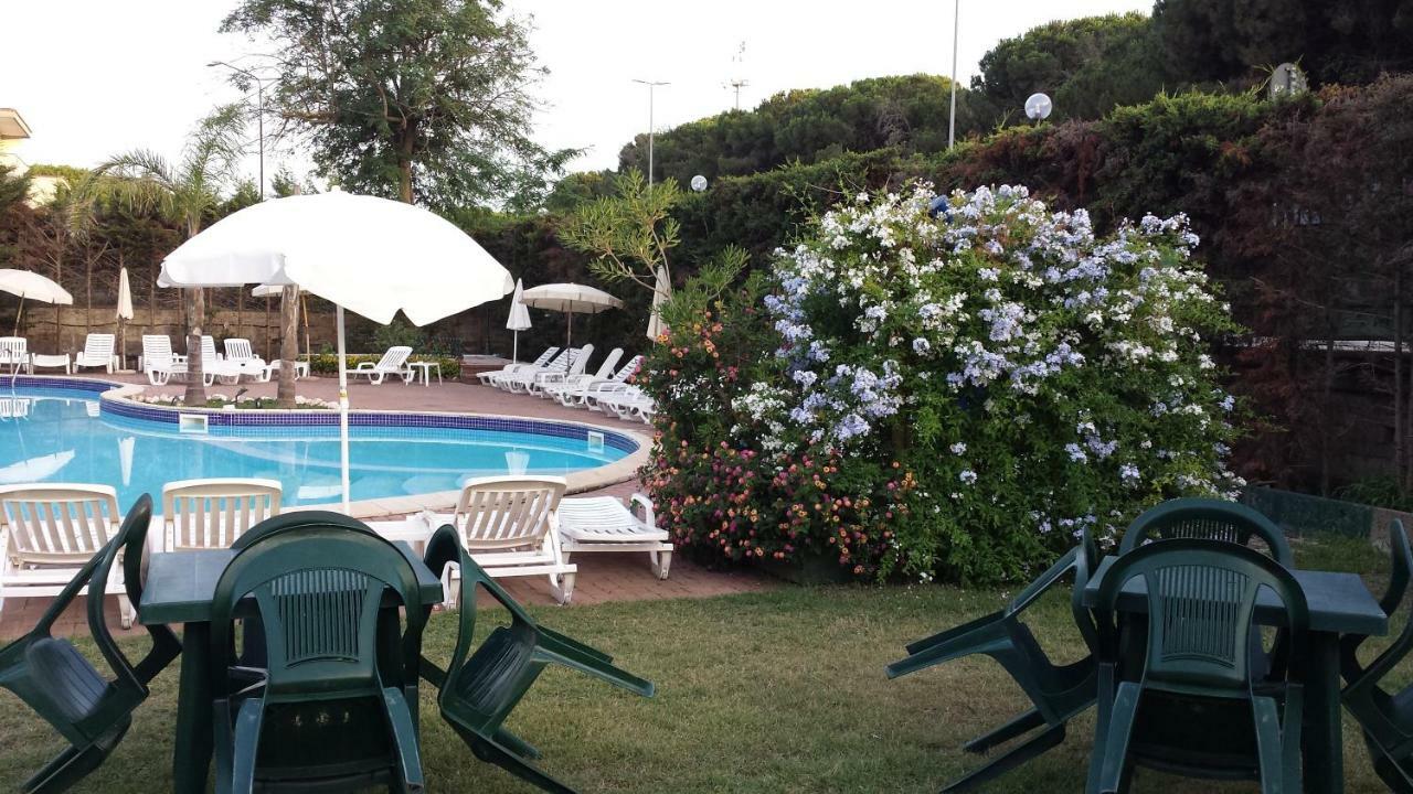 Thaire Resort Кастель Вольтурно Экстерьер фото